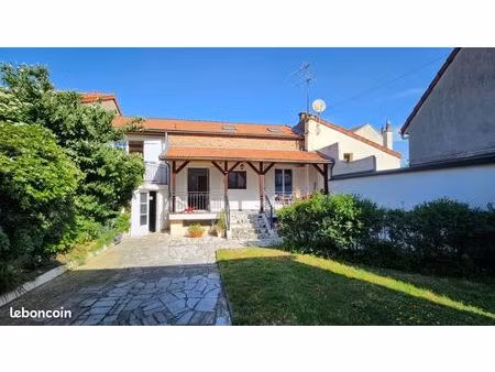 maison de ville 4 pièces 103 m²