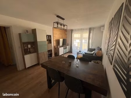nîmes – t2 bis de 60 m² entièrement rénové avec balcon  box fermé et ascenseur