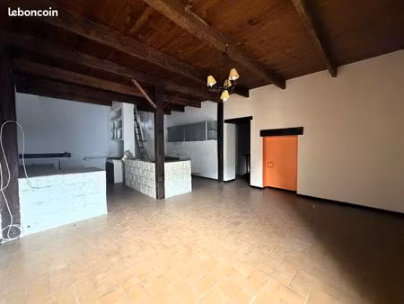 maison de village 3 pièces 84 m²