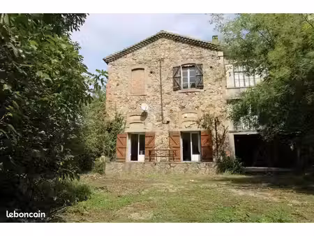 maison 8 pièces 333 m²