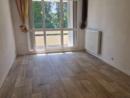 appartement 3 pieces (66 m2) les jardins