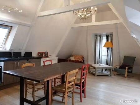 à vendre – appartement t3 duplex de caractère – centre historique de quimper