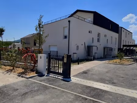 t4 immeuble neuf aubiere -terrasse 48m2 - garage -vue degagee