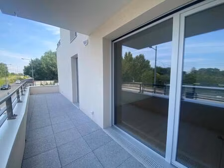 appartement t3 - av du pont de cher
