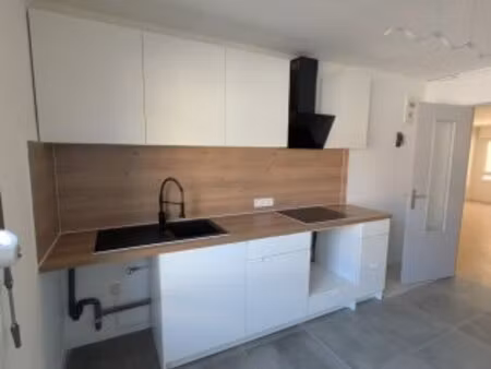 a louer grand t5 4 chambres + 3 sdb