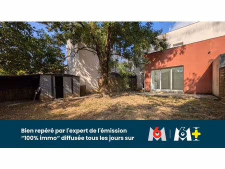appartement t3 rez de jardin - 2 places de stationnement - piscine
