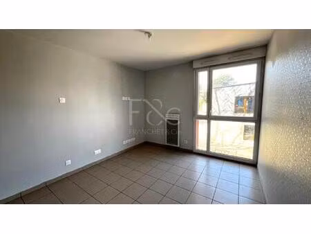 studio de 20.66m² rue des fleurs 69100 villeurbanne