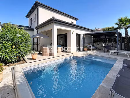 maison 4 pièces avec piscine - bésayes