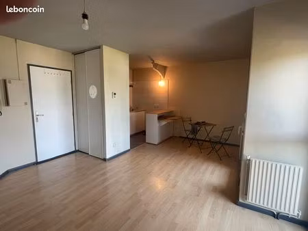 loue appartement t1bis