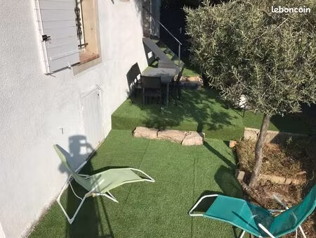 2 pièces meublé à louer à 10 mn en bus des remparts d'avignon