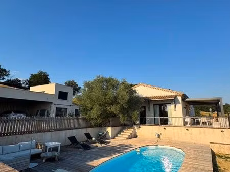 superbe maison avec piscine chauffée et vue panoramique