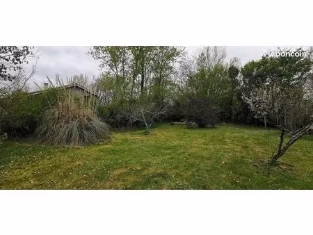 terrain 700 m² pibrac