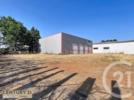 hangar 500 m² landorthe