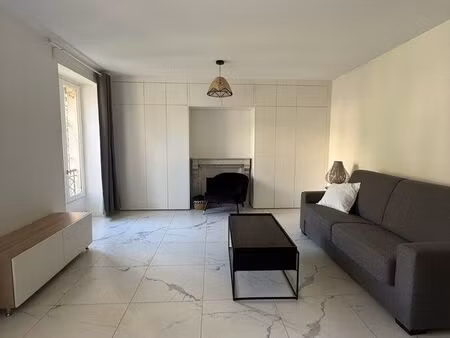 grand studio meublé tout inclus