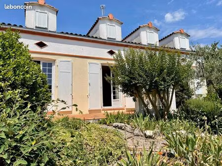 maison familiale individuelle (170m²)  secteur prisé