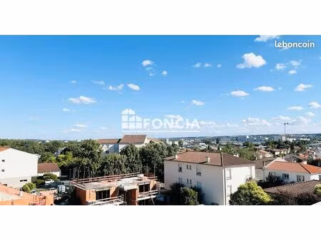 grand t3 - dernier etage avec grande terasse