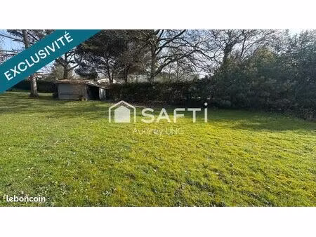 terrain 732 m² bonnetan