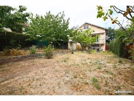 maison 4 pièces de 120m2 - 430 m2 de terrain