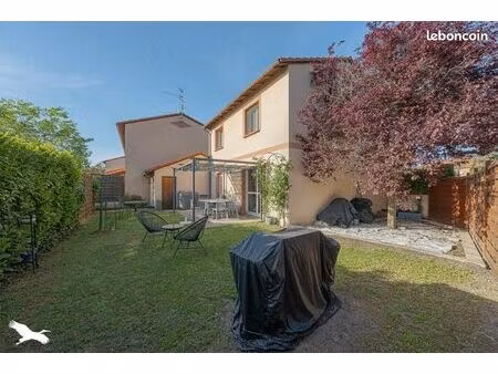 villa 4 pièces 83 m²