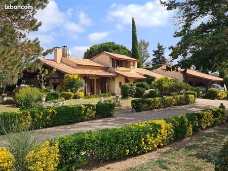 maison t7 - vue sur coteaux et pyrénées