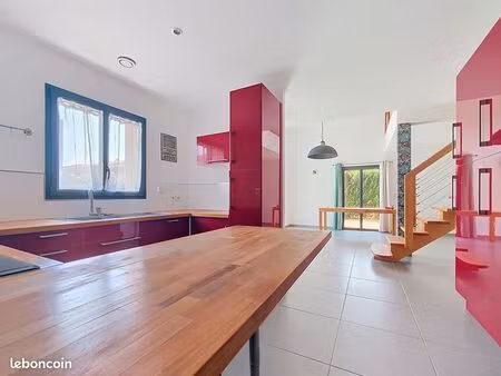 maison 6 pièces 150 m²