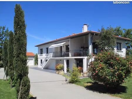 vivre  travailler et investir au même endroit – villa contemporaine 233 m²