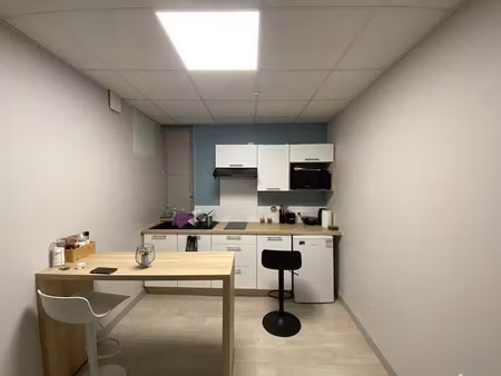 location meublée appartement 1 pièce 22 m² à castres (81100)  300 €