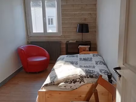 location meublée chambre 1 pièce 10 m² à saint-nazaire (44600)  350 €