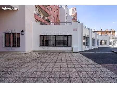vente pro (murs) | local activité | 303.02 m² | le kremlin-bicêtre