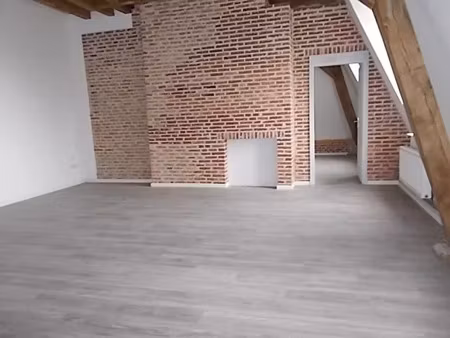 location appartement 2 pièces 69.48 m² à abbeville (80100)  575 €