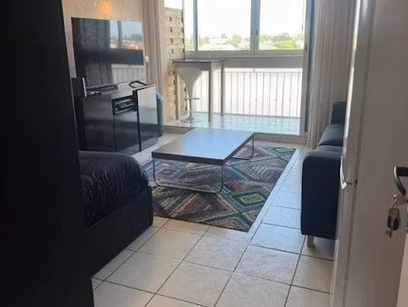 location meublée appartement 1 pièce 21 m² à cugnaux (31270)  540 €