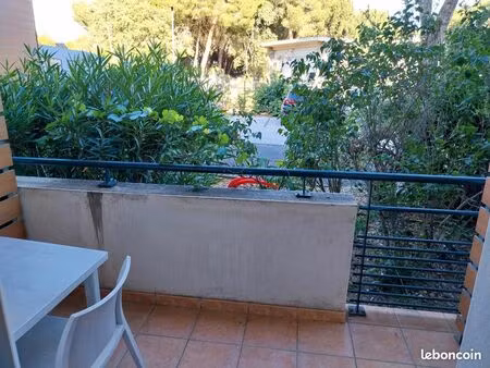 studio meublé avec terrasse dans résidence sécurisée à béziers