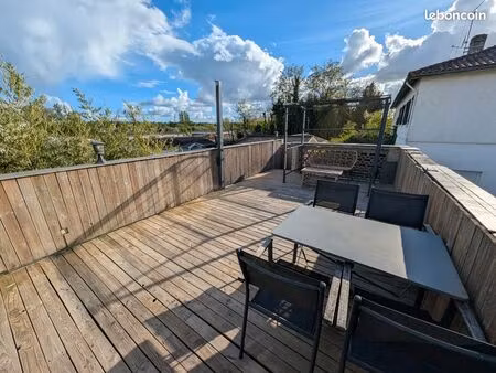 magnifique t2 - pierre apparente  grande terrasse  parking