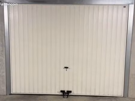 garage/box 14 m² montpellier