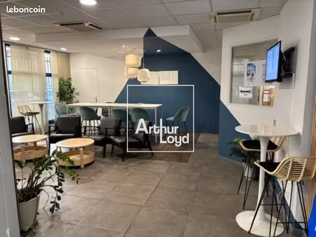 bureaux 650 m²
