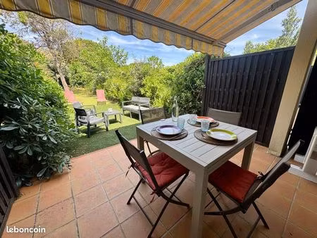 appartement rénové avec jardin et piscine