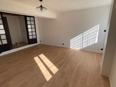 location maison de village t3 de 91 m²