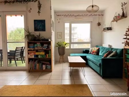 appartement t4 lumineux bas floirac