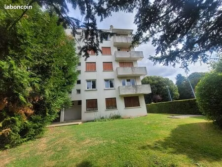 appartement 4 pièces 65 m²