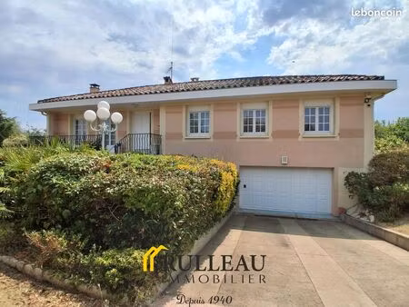 propriété 6 pièces 153 m²