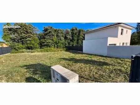 terrain 452 m2 constructible teyran