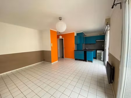 location appartement 1 pièce 27.21 m² à pontault-combault (77340)  633 €