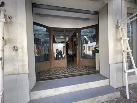 vente locaux professionnels 115 m² à aigues-mortes (30220)  390 000 €
