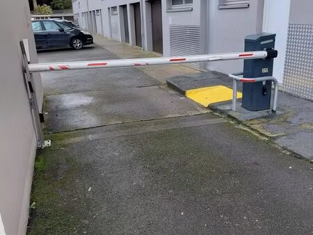 garage ferme