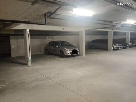 vente place de parking sous terrain securisee