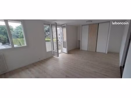 eaubonne centre – f4 65 m² – entièrement rénové – dpe c – balcon – 215 000
