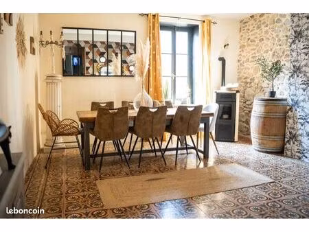 maison vigneronne rénovée de 250 m² | 9 pièces | terrasse | pouzolles (34480)