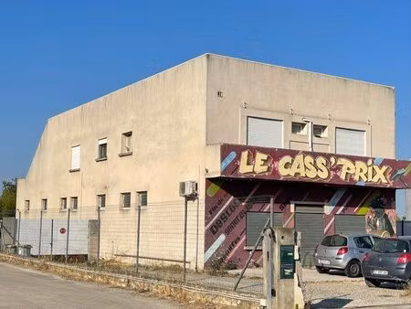 bâtiment commercial emplacement idéal