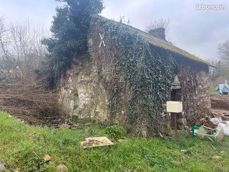 terrain avec bâtisse à rénover