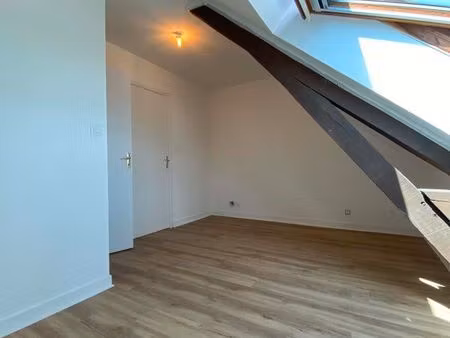 appartement t2 dans un immeuble entièrement rénové